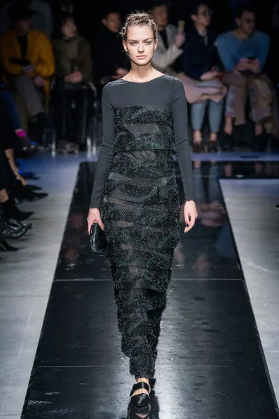 Look 85